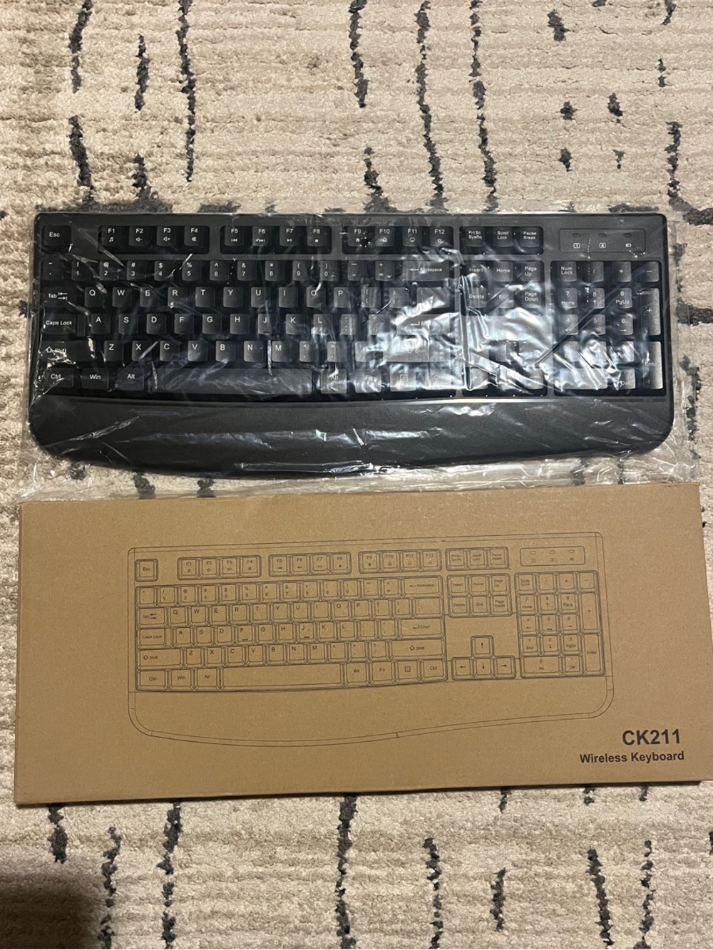 New Black Bluetooth Wireless Keyboard with box